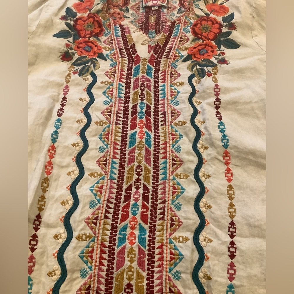 Johnny Was Short Sleeve Linen Tunic with Colorful Embroidery, Size XXL. - Picture 15 of 15